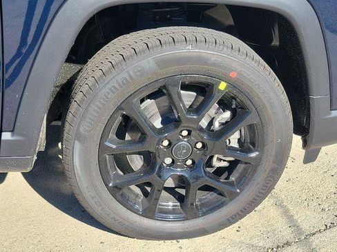 New 2026 Jeep Compass Latitude AWD/4WD image 5