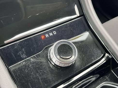 Used 2021 Jeep Grand Cherokee L Laredo w/ Luxury Tech Group I AWD/4WD image 15