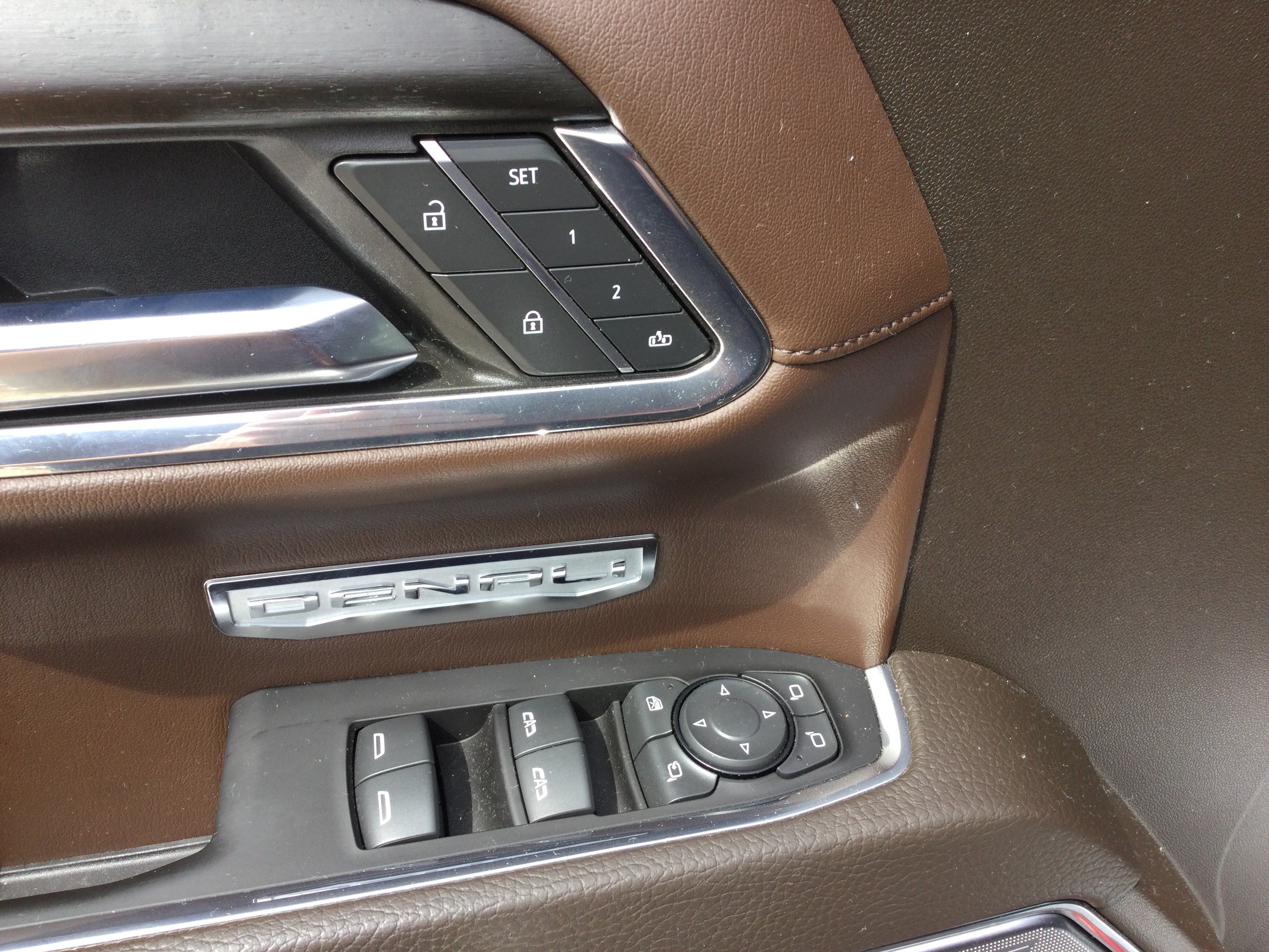 Used 2024 GMC Sierra 1500 Denali w/ Technology Package AWD/4WD image 14