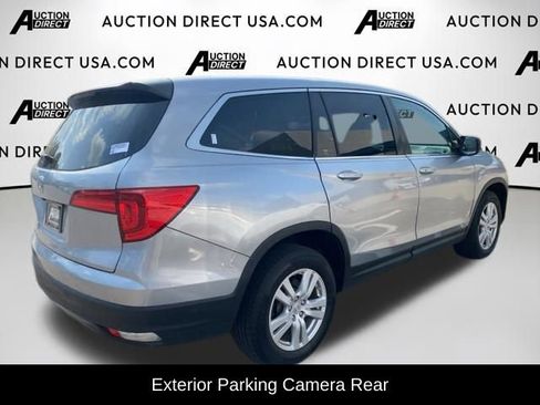 Used 2017 Honda Pilot LX image 6