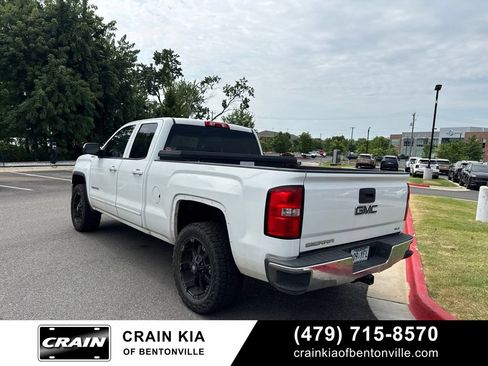 Used 2015 GMC Sierra 1500 SLE w/ SLE Value Package AWD/4WD image 4
