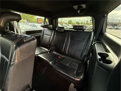 Used 2019 Ford Expedition Max XLT w/ Equipment Group 202A RWD image 24