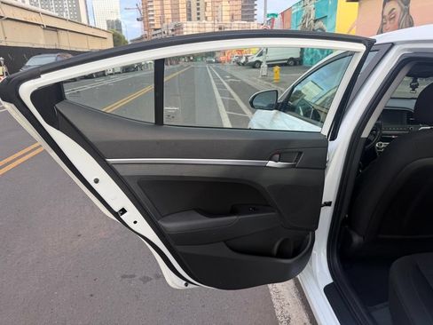Used 2019 Hyundai Elantra Value Edition w/ Cargo Package FWD image 11