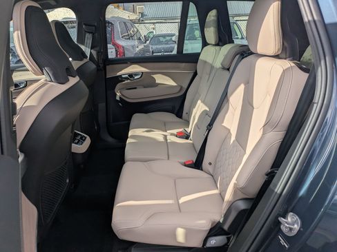 New 2026 Volvo XC90 B6 Plus w/ Protection Package Premier image 16