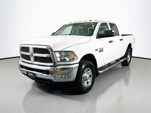Used 2016 RAM 2500 Tradesman w/ Chrome Appearance Group image 3