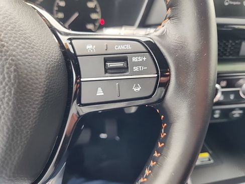 Used 2025 Honda CR-V Sport Touring image 22
