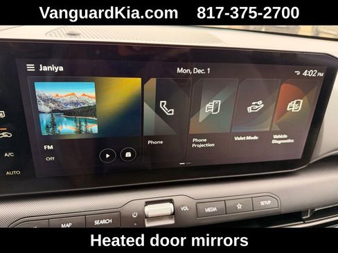 Used 2025 Kia K4 EX image 19