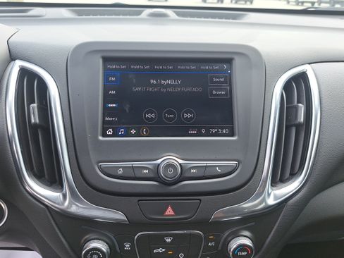 Used 2021 Chevrolet Equinox LT FWD image 20