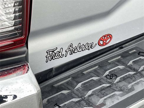 Used 2020 Toyota Tacoma SR5 image 11