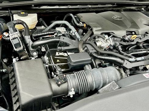 Certified 2025 Toyota Camry XLE FWD image 25