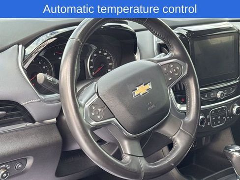 Used 2019 Chevrolet Traverse LT w/ LT Premium Package image 17