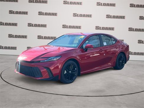 New 2026 Toyota Camry SE FWD image 1