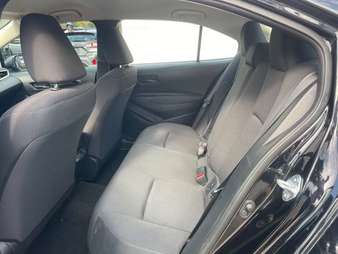 Used 2025 Toyota Corolla LE FWD image 10