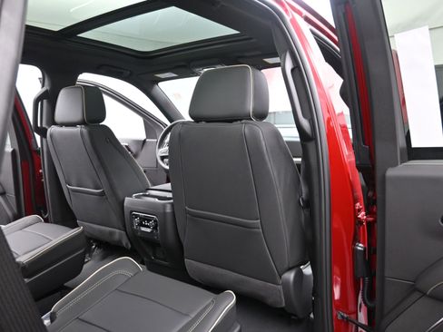 New 2026 Chevrolet Tahoe Premier w/ Sun And Tow Package AWD/4WD image 33