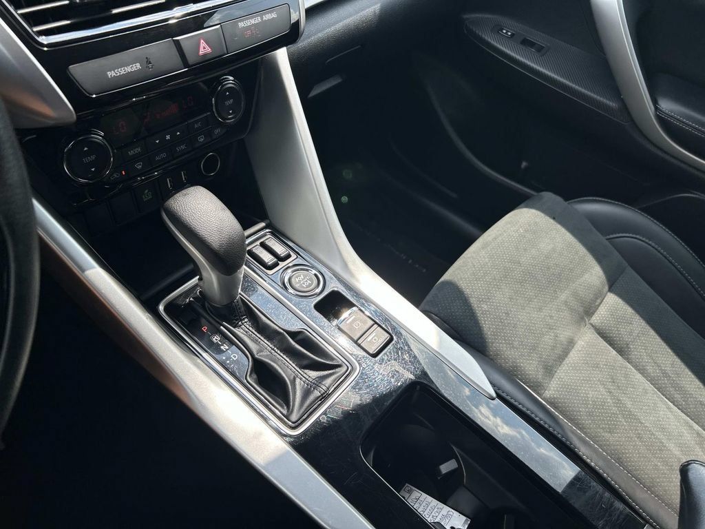 Used 2024 Mitsubishi Eclipse Cross SE AWD/4WD image 31