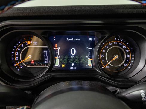 New 2026 Jeep Wrangler Unlimited Sport w/ Dual Top Group AWD/4WD image 32