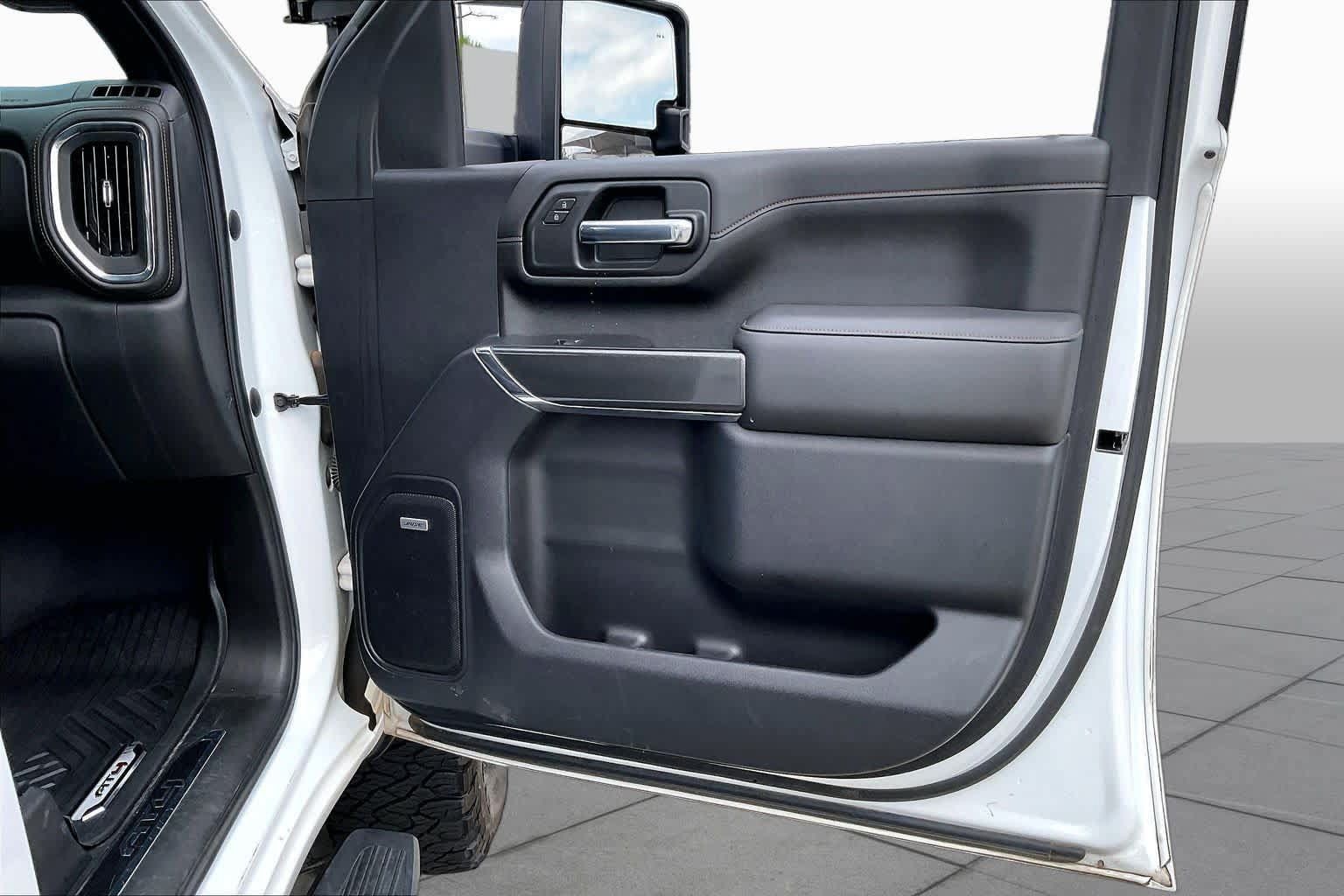 Used 2020 GMC Sierra 3500 AT4 w/ AT4 Premium Package AWD/4WD image 22