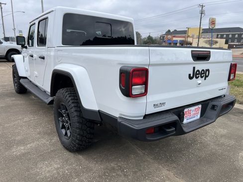 New 2026 Jeep Gladiator Sport image 4