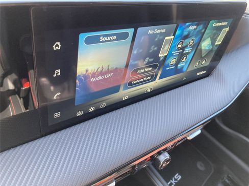 New 2026 Nissan Kicks SR image 15