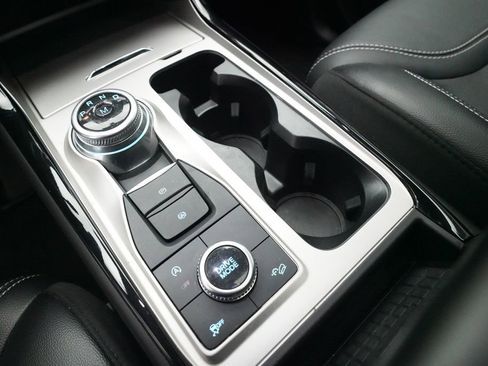 Used 2024 Ford Explorer ST w/ Equipment Group 401A image 18