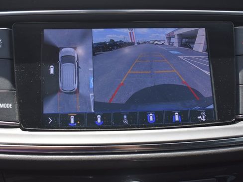 Used 2021 Buick Enclave Avenir w/ Avenir Technology Package FWD image 27