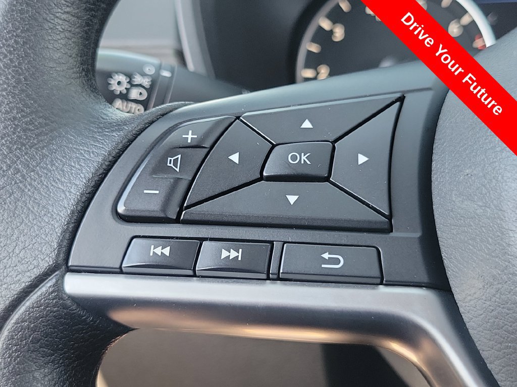 Used 2024 Nissan Altima 2.5 SV FWD image 5