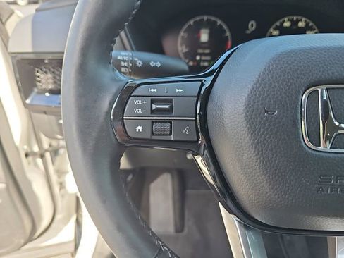 Used 2025 Honda CR-V EX-L image 18