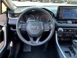 Used 2020 Toyota RAV4 XLE image 5