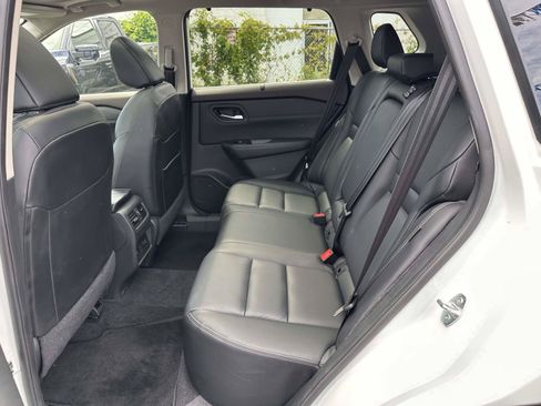 Used 2023 Nissan Rogue SL w/ SL Premium Package AWD/4WD image 15