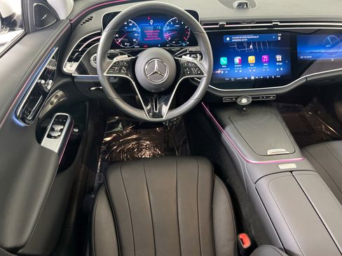 Used 2024 Mercedes-Benz E 350 4MATIC Sedan image 24