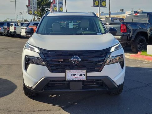New 2026 Nissan Rogue Dark Armor AWD/4WD image 19