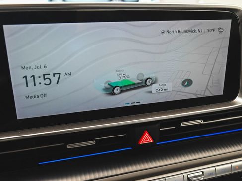 Used 2024 Hyundai Ioniq 6 SEL AWD/4WD image 18