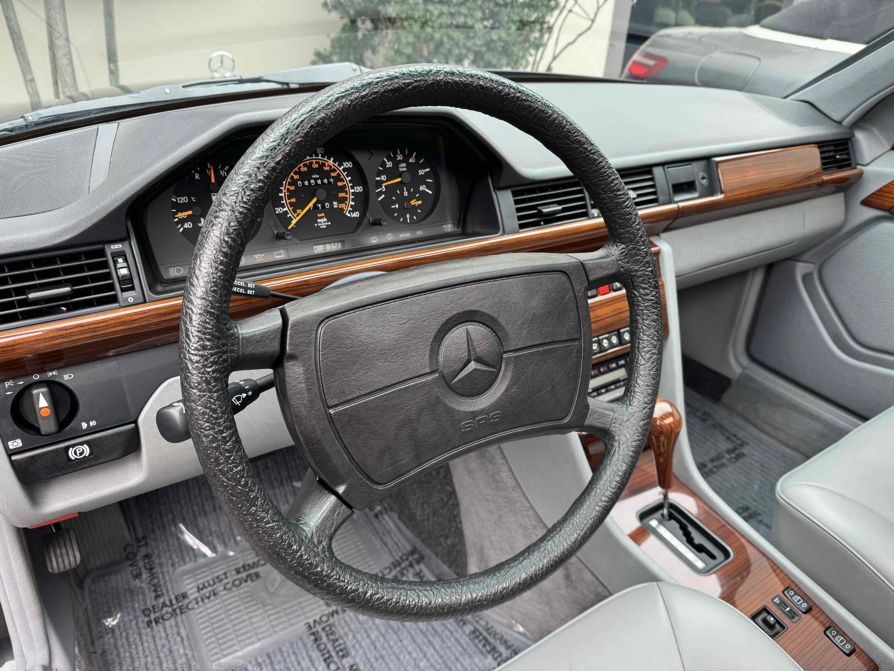 Used 1987 Mercedes-Benz 300 D Turbo image 53