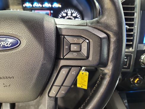 Used 2020 Ford F150 XLT w/ Equipment Group 302A Luxury AWD/4WD image 9