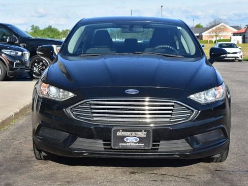 Used 2017 Ford Fusion SE w/ Fusion SE Technology Package FWD image 11