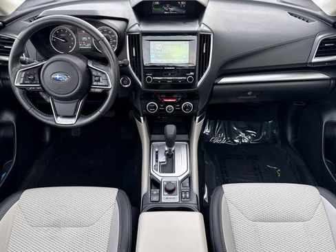 Used 2024 Subaru Forester Premium image 3