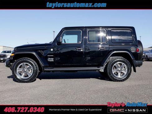Used 2021 Jeep Wrangler Unlimited Sahara w/ Uconnect 4C Nav & Sound Group image 38