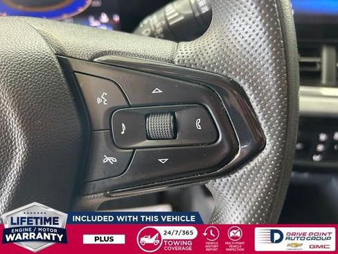 Used 2024 Chevrolet Trax LT FWD image 19