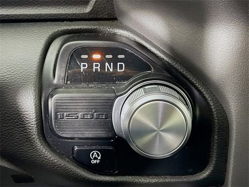 Used 2024 RAM 1500 Laramie image 18