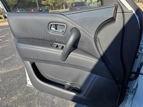 Used 2022 Nissan Armada SV w/ Cargo Package image 16