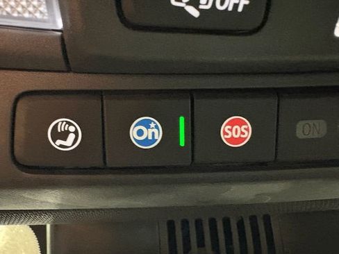 Used 2024 Chevrolet Silverado 1500 ZR2 w/ Technology Package image 22