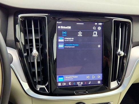 Used 2023 Volvo S60 B5 Core w/ Climate Package image 18