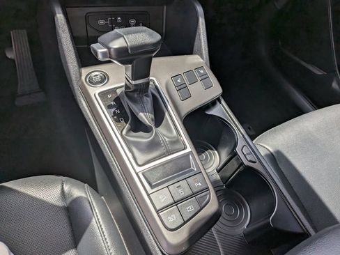 Certified 2026 Kia Sportage EX FWD image 26