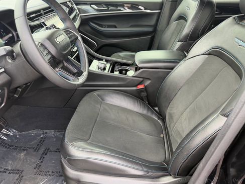 Used 2022 Jeep Grand Cherokee Trailhawk w/ Advanced Protech Group II image 22