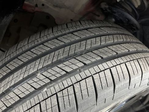 Used 2023 Nissan Pathfinder Platinum image 41