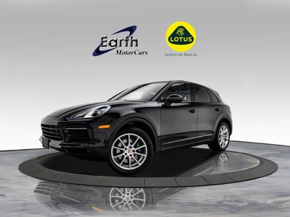 Used 2022 Porsche Cayenne w/ Premium Package