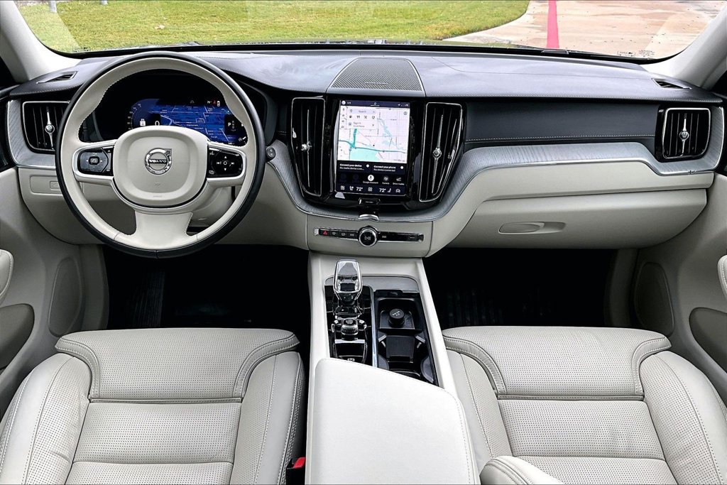 Used 2025 Volvo XC60 B5 Ultra w/ Protection Package Premier AWD/4WD image 20