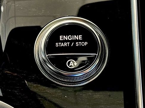 Used 2026 Mercedes-Benz GLC 300 4MATIC image 18