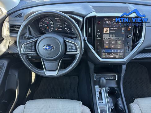 Used 2024 Subaru Ascent Premium w/ Convenience Package image 3