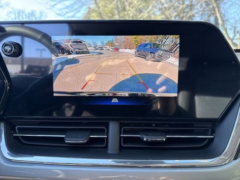 New 2026 Chevrolet Trax LT w/ Driver Confidence Package FWD image 15